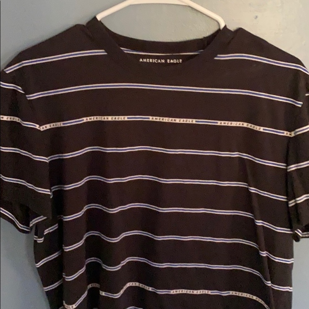 Men’s Medium American Eagle T Shirt Like New.